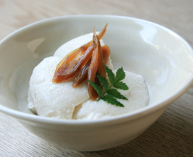 茗荷みそ漬の豆腐のせ