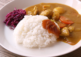カレー　みそ漬添え